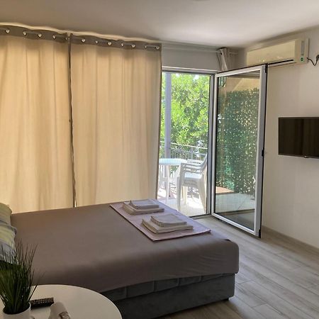 Budva, Jaz, Apartmani Dif Exteriér fotografie