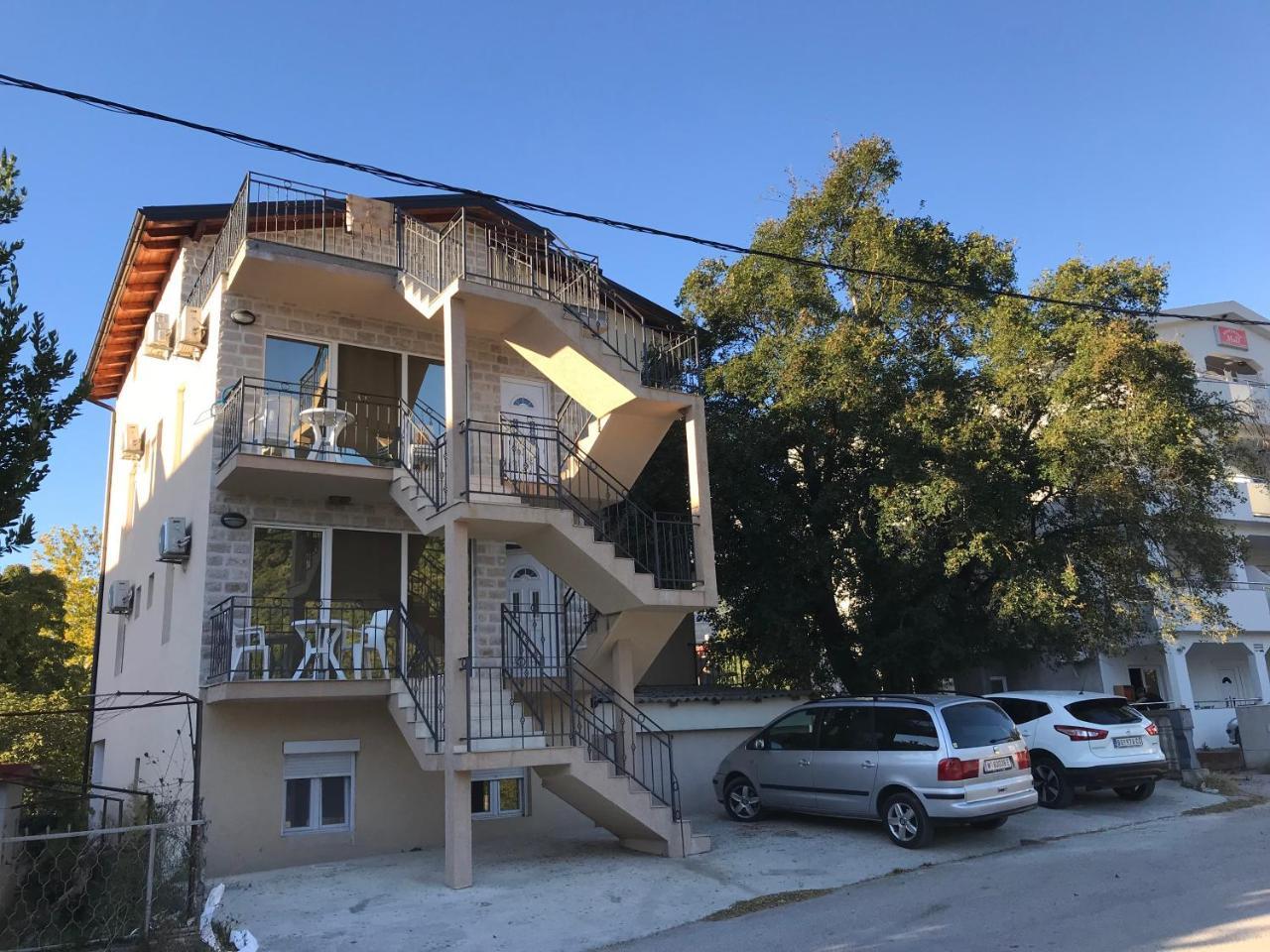 Budva, Jaz, Apartmani Dif Exteriér fotografie